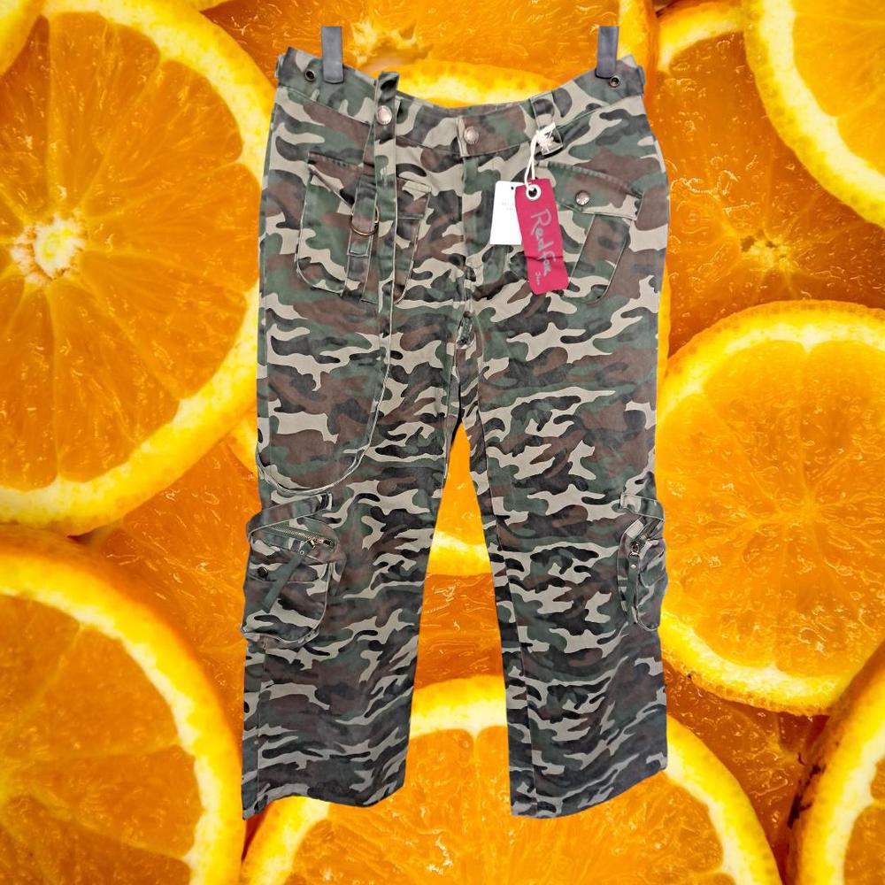 New Red Fox Camo Pants with Shoulder Strap and Lots of Pockets‎ Size Medium